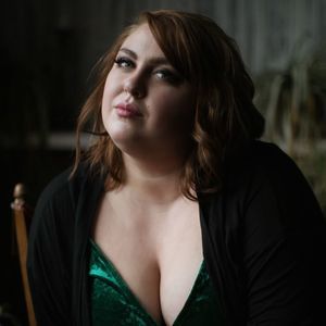 Meet your Posher, Christy